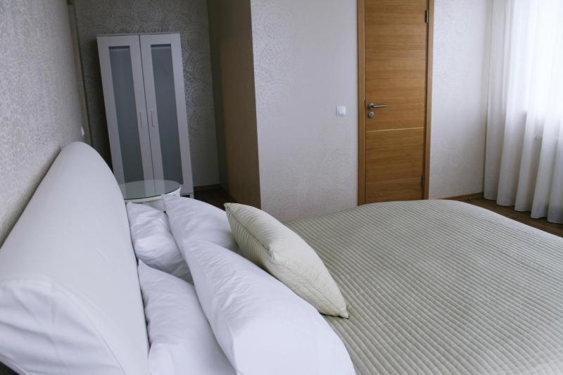Hotel Klidzina Skriveri Buitenkant foto